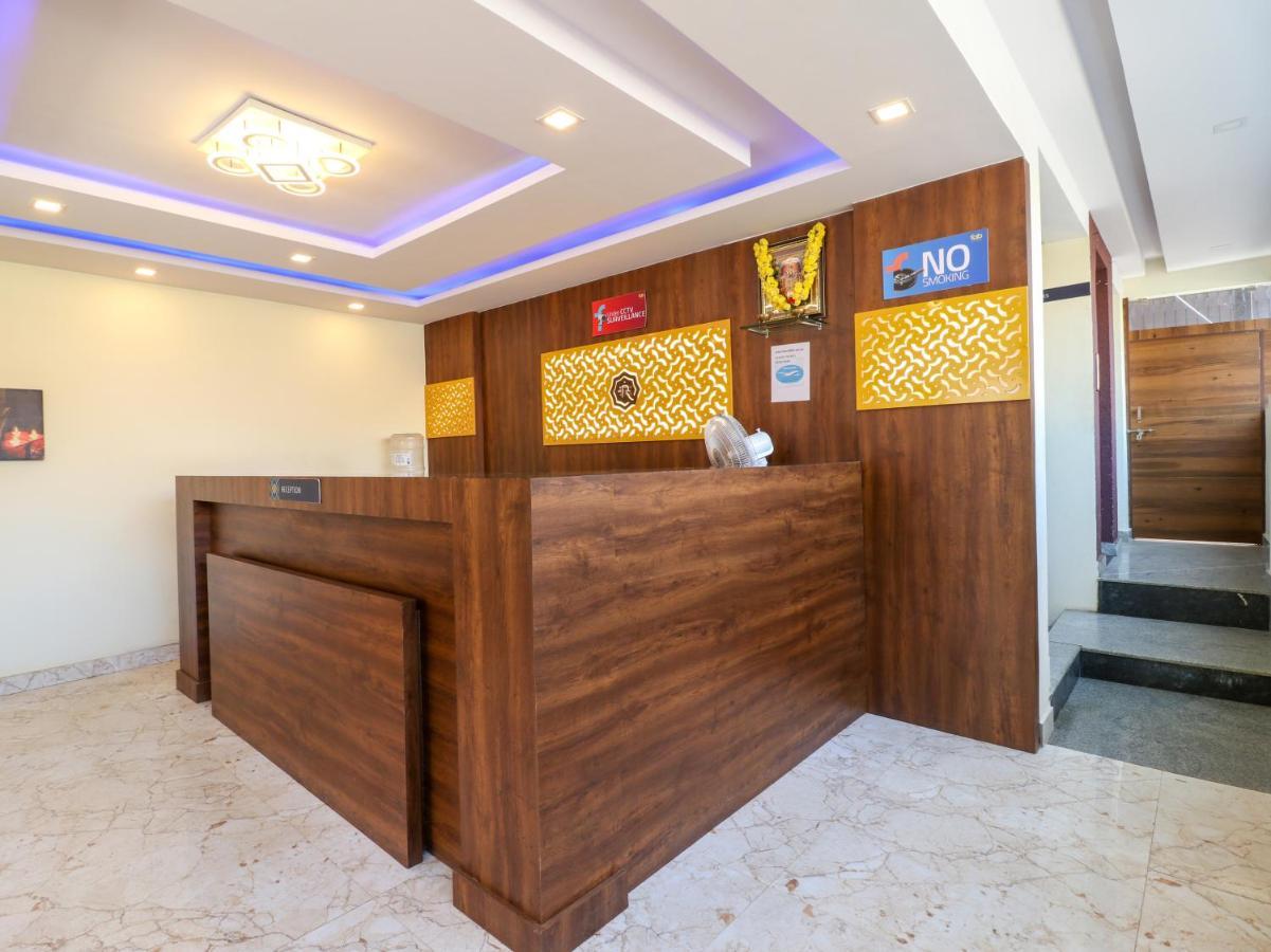 Oyo 36197 Royal Wood Hotel Bangalore Exterior foto
